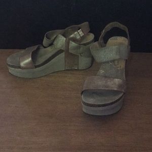 ‼️$15‼️OBO closet clean out